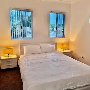  Bed & Breakfast 43 Drew Road Ardross Wa 6153 Australia